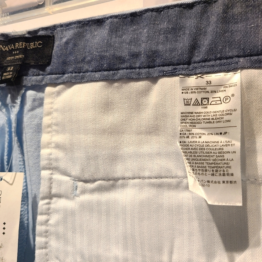 Banana Republic Mens Linen Blend Shorts. Size 33 Color Light Blue.  Lightweight - Picture 8 of 9